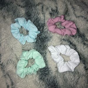 scrunchies
